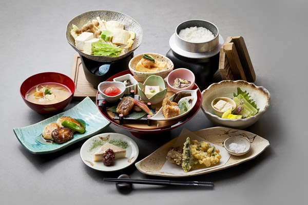 The spirit to use up the ingredients and let nothing go to waste (Hakujukan hotel of Eiheiji Temple)